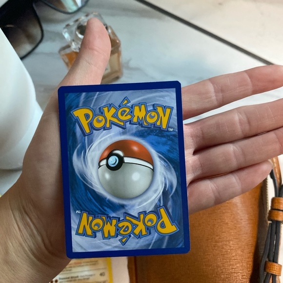 Arcanine Pokémon Card - Red and Yellow - Picture 2 of 3